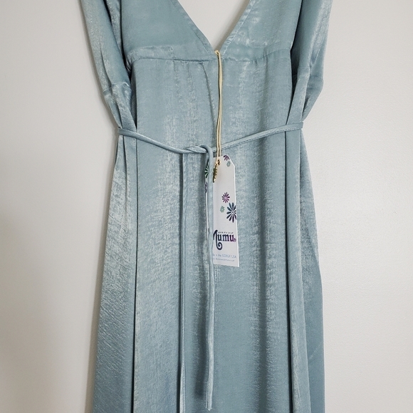 Show ME YOUR MUMU MEGHAN WRAP DRESS IN SILVER SAGE SHEEN  NEW WITH TAGS - Picture 10 of 14
